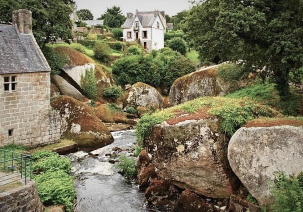 Appartement Vue Imprenable Sur Le Moulin Du Chaos ! à Huelgoat Extérieur photo